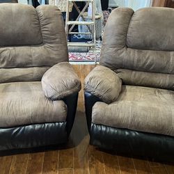 2 Recliner Chairs 