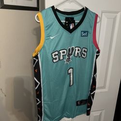 NBA San Antonio Spurs Victor Wembanyama multicoloured jersey size m