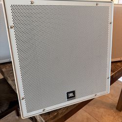4 JBL AWC129  Speakers Like New Condition