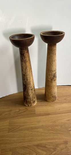 Vintage wooden candle holders. 14.4x4" for candle width. Ex cond. as is pick up deliver.