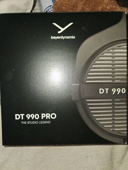 DT 990 PRO Studio Headphones