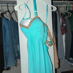 GENTLY USED ((Sea- Green)) Long XL Beautiful Prom Dress 40$