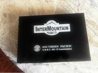 HO scale Intermountain Southern Pacific 4-8-8-2 AC-12 Locomotive