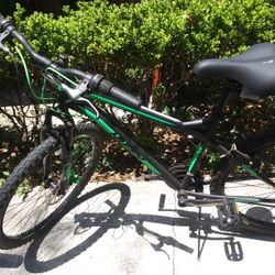 Huffy. Nighthahawk.26in. K 4200