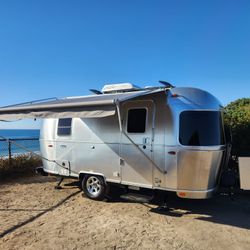 2023 Airstream Bambi 19CB