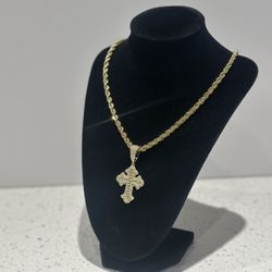 Diamond Cross Pendant 