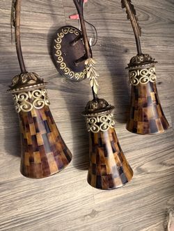 3-Light Wall Sconce with Mosaic seashell Shades