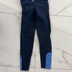 Horseback riding pants and gloves