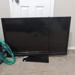 32 INCH TV 60$
