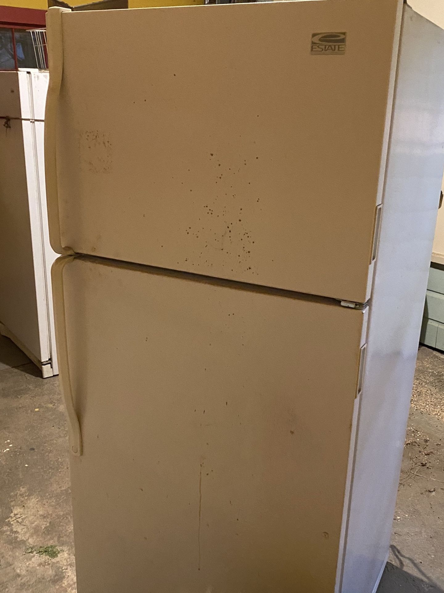 Refrigerator & Freezer *WILL DELIVER*