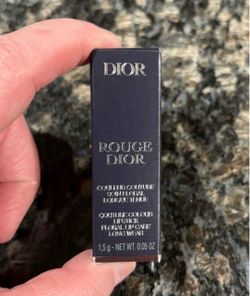 NEW DIOR ROUGE DIOR COUTURE COLOUR LIPSTICK IN 999 SATIN $10!