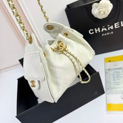 Luxury Consignment from Hong Kong | 99% Like New ✨