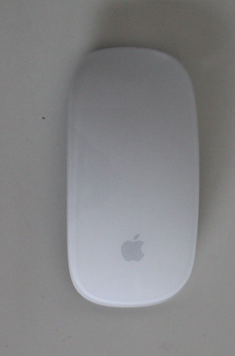 For Parts Apple A1296 Wireless Magic Mouse FOR PARTS DOESN'T Move Cursor