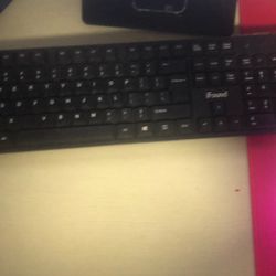 Black mechanical keyboard