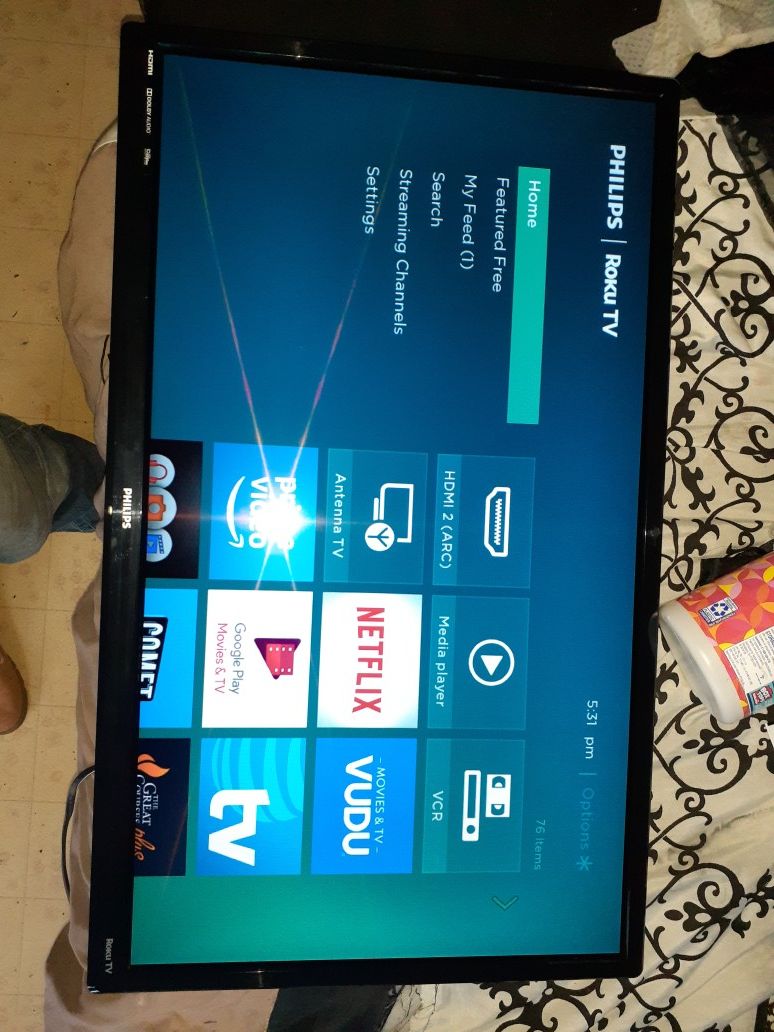 32" roku tv with wall mount