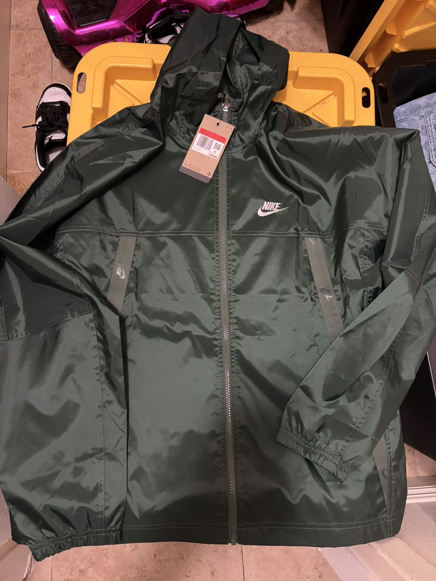 Nike Windbreak