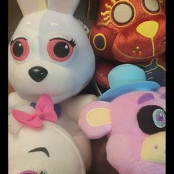Five night freddy plushie