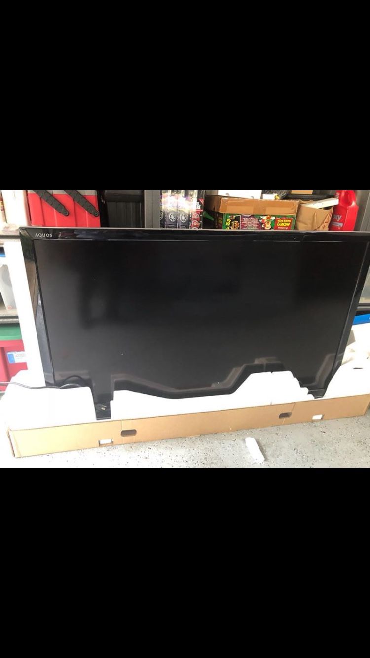 1080 - 65" Flat screen TV. Model LC-65D64U. No base available.