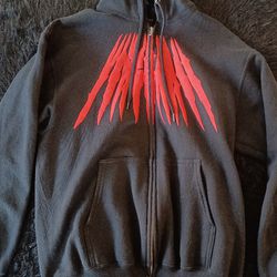 Vengeance Hoodie Black/Red Size Small
