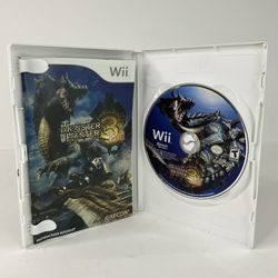 Wii Monster Hunter 3 Tri Video Game 