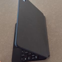 iPad Air 5th Apple Keyboard 