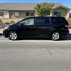 2013 Toyota Sienna