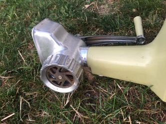 Meat grinder