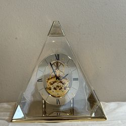 SEIKO Pyramid Quartz Skeleton Mantle Clock Golden Metal