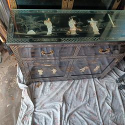 Chinoiserie Black Lacquer Royal Ladies Sideboard Cabinet With Inlaid Mother Of Pearl 