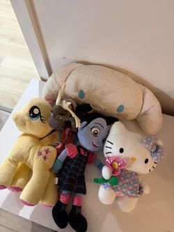 hello kitty plushies