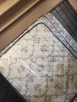 Queen Mattress Still in Plastic Wrap