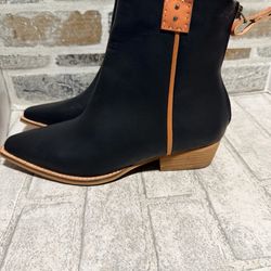 Aridergirl Women's Free Reign Western Cowboy Boots BRAND NEW SIZE 5 1/2