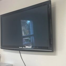 Plasma Panasonic 50” TV - Works Great! Moving!