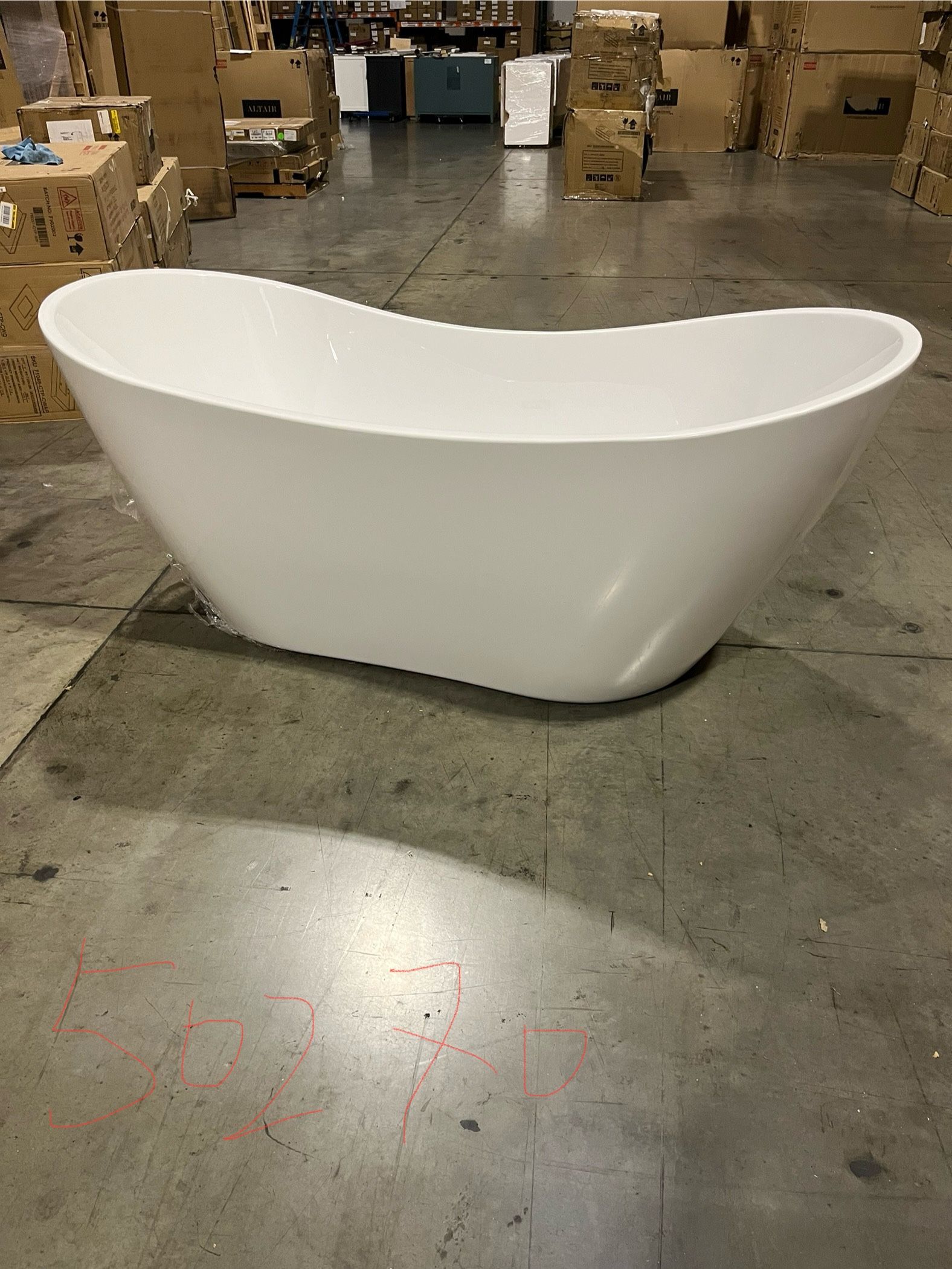 70” Bathtub Made Of Acrylic And Fiberglass