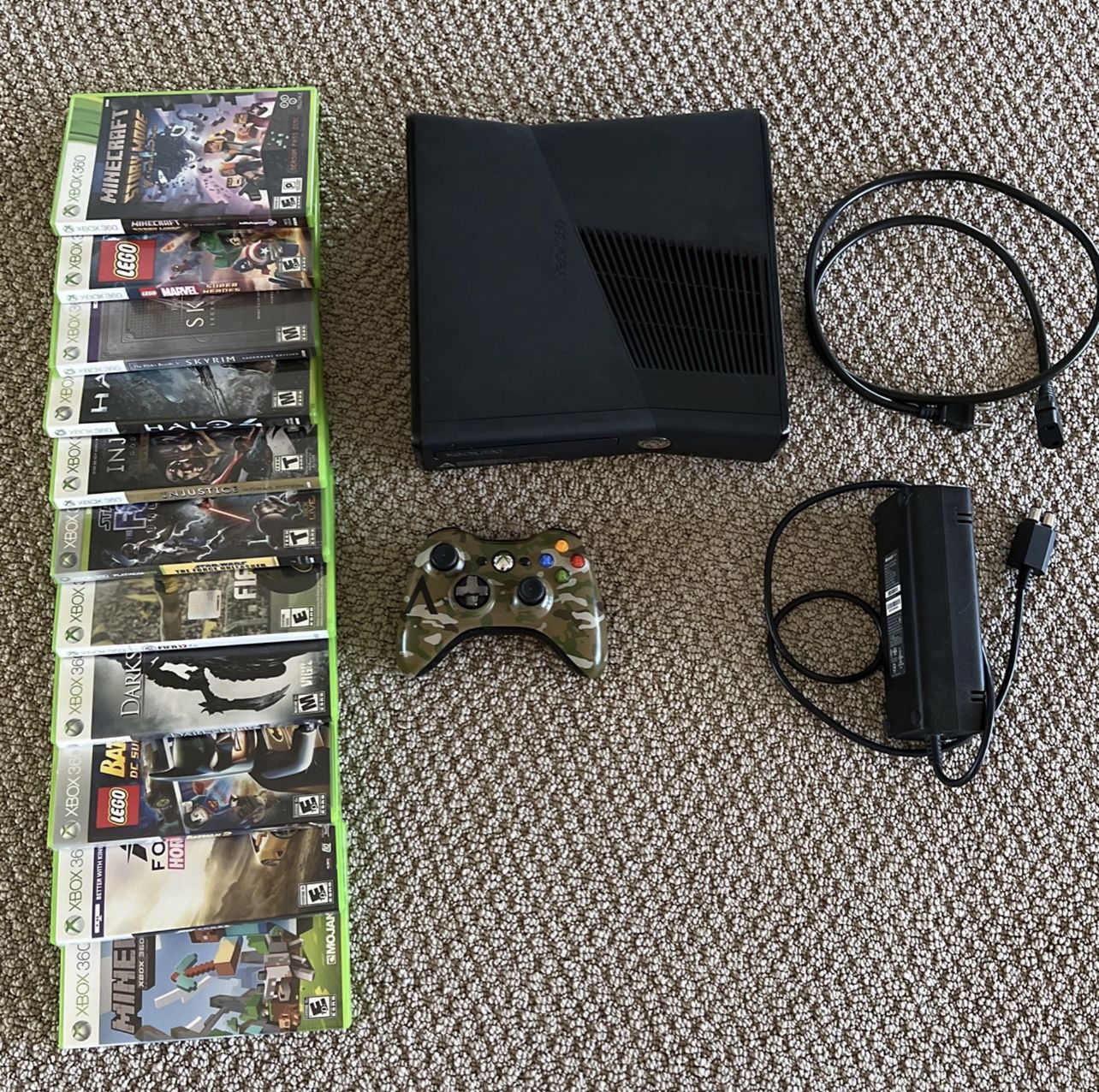 Xbox 360 S and Games