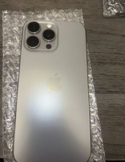 IPHONE 16 Pro Max - 256 gb unlocked