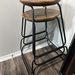 Metal Bar Stools with Wooden Top 