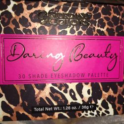 Daring Beauty Eyeshadow Palette By Giordano Colors