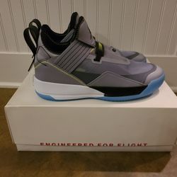 Jordan 33 SE