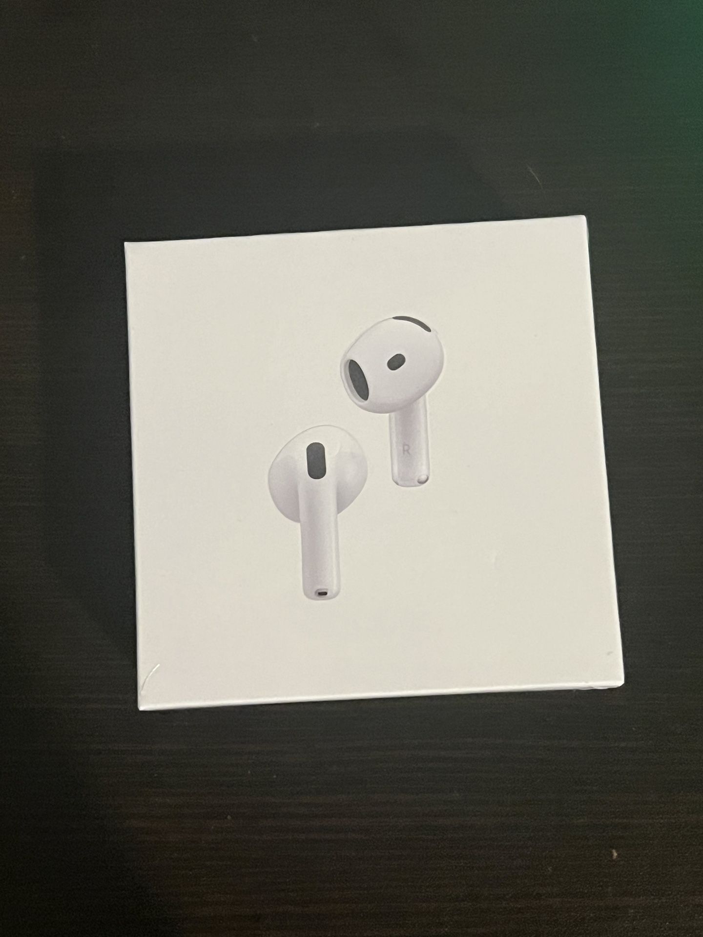 AirPods 4