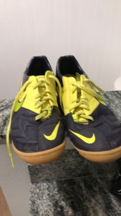 Nike zoom running shoes