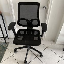 Office Chair Knoll Chadwick  – Economic, Black Mesh / Black Frame -