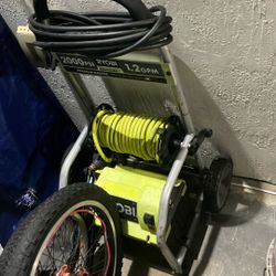 Electric Pressure Washer 2000 Psi 1.2 Gallons Per Minute