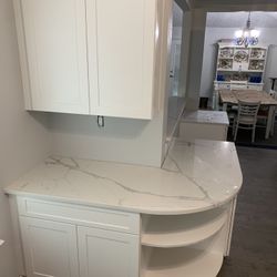 Cabinet's Wood 🪵 & Countertops Quartz 3cm Fabrication And Installation Available 