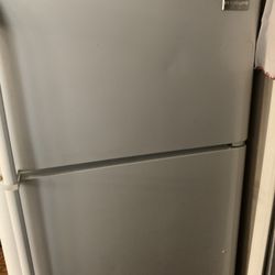 Free Frigidaire Refrigerator Half Working 