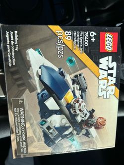 LEGO Star Wars Plo Koon's Jedi Starfighter 75400