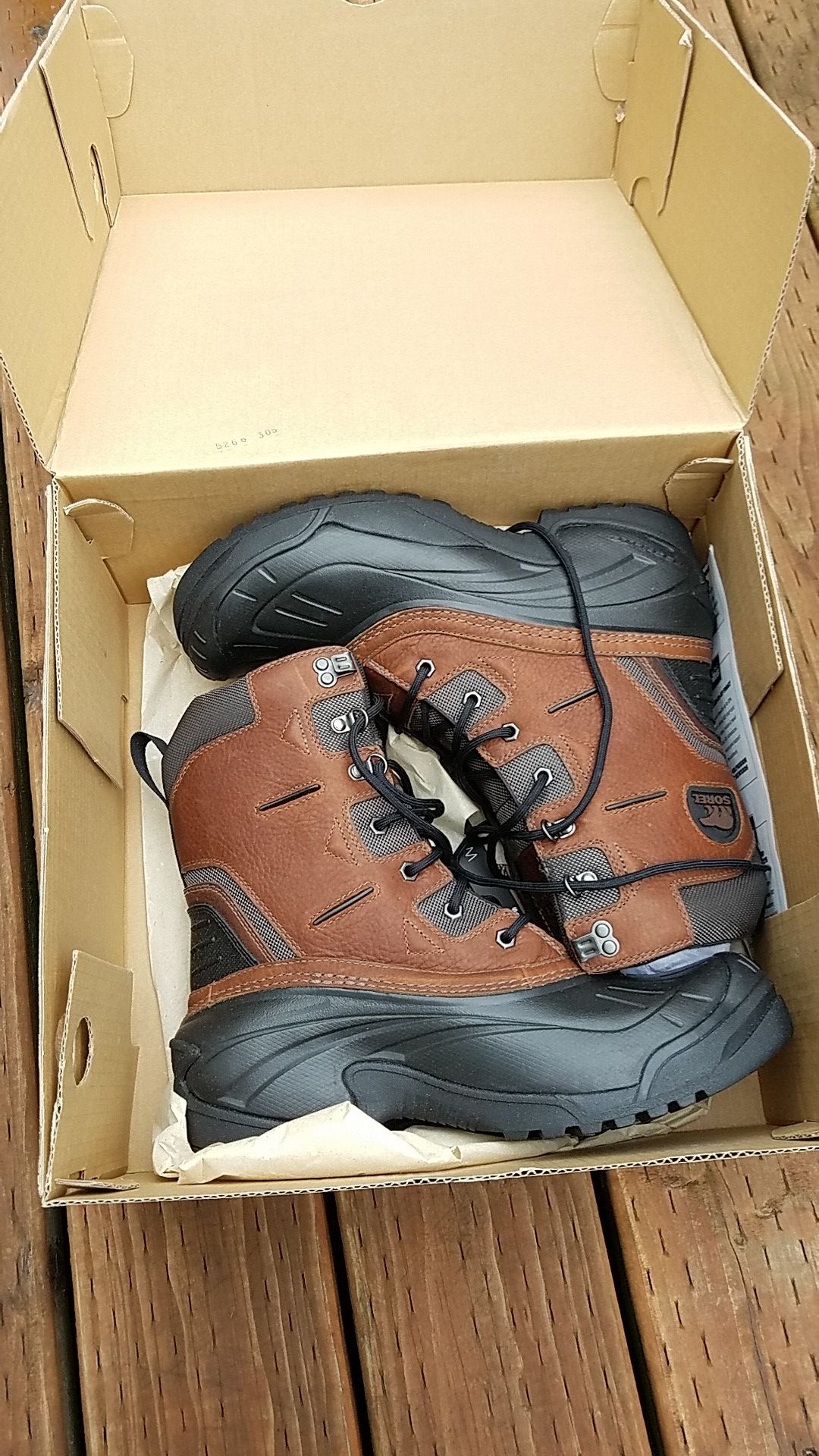 New Sorel boots size 10