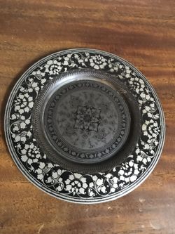 Vintage bronze plate hand sculpture flower