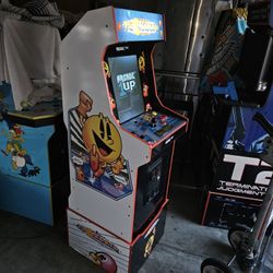 Pac Man Arcade - Arcade1up 