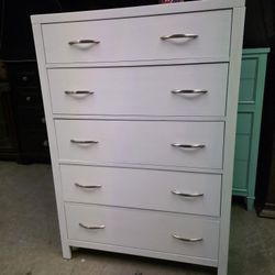 Modern White 5 Drawer Tallboy Dresser with Silver Handles
